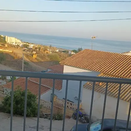 Holidays Only A 100 Meters From The ホテル ベナハラフェ